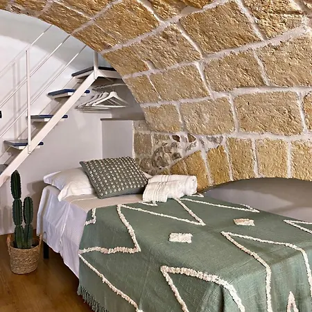 Essential Hébergement de vacances Polignano a Mare